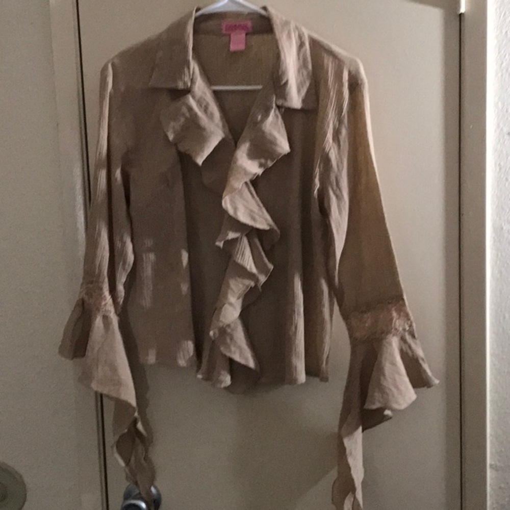 Cute ruffles button up blouse